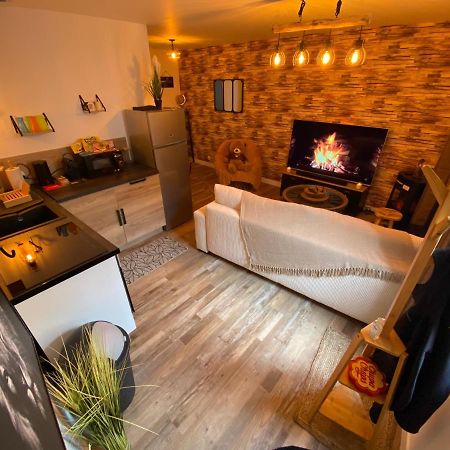 Super Appartement T2 Proche Gare Санс Екстериор снимка
