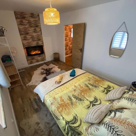 Super Appartement T2 Proche Gare Санс Екстериор снимка