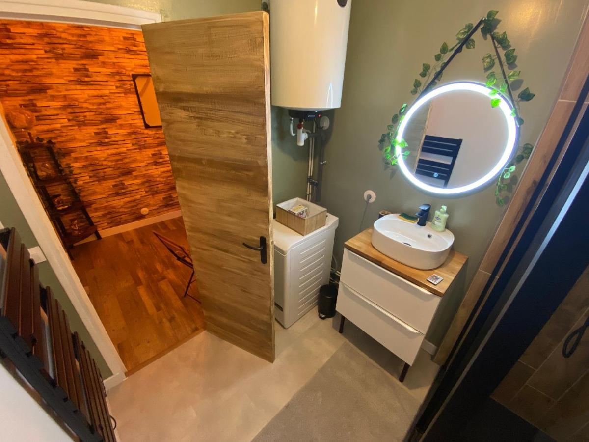 Super Appartement T2 Proche Gare Санс Екстериор снимка